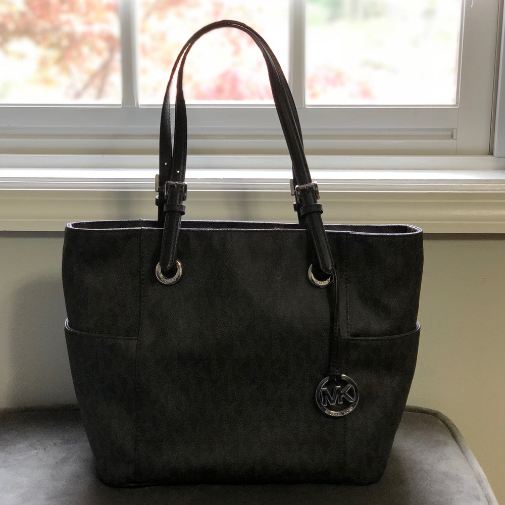 Michael Kors Signature Tote